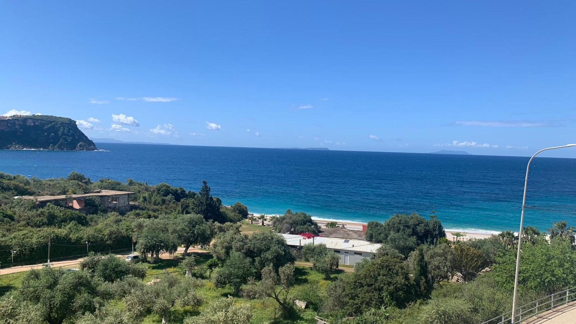 Sunset Views Apartment Himare Esterno foto