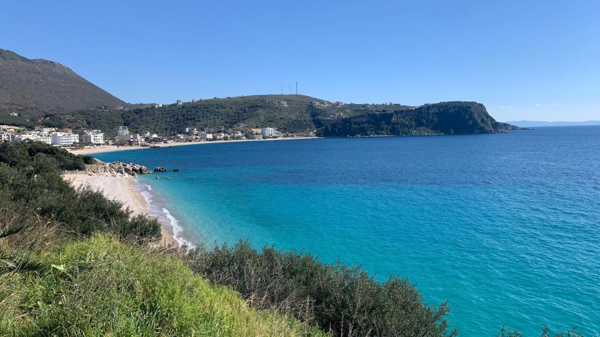 Sunset Views Apartment Himare Esterno foto